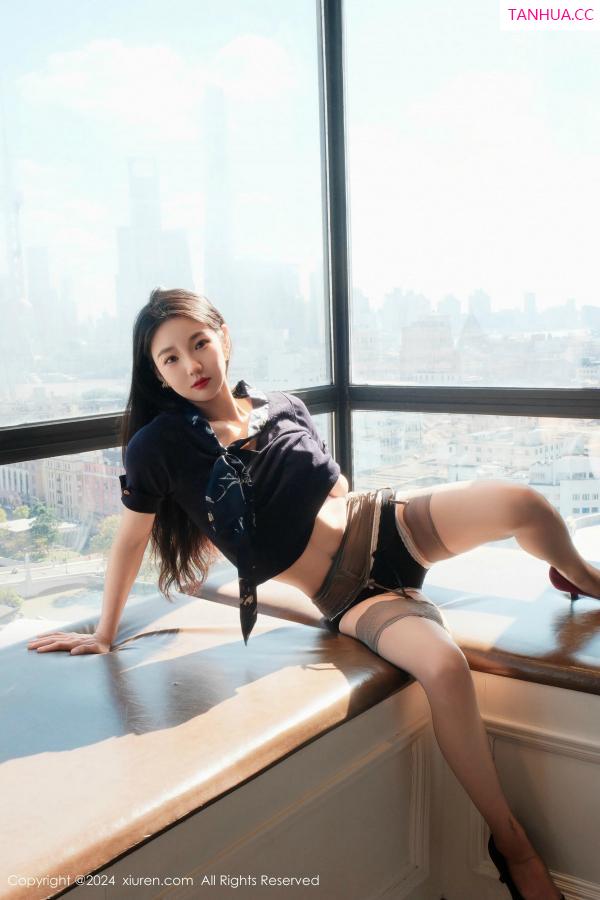   [XiuRen]高清写真图 2024.12.11 No.9580 希恬儿 丝袜美腿第27张图片